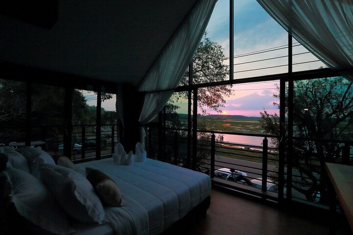 Room 5 of 39