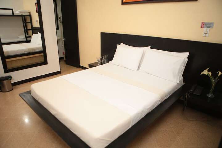 Room 7 of 59