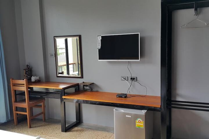 Room 7 of 14