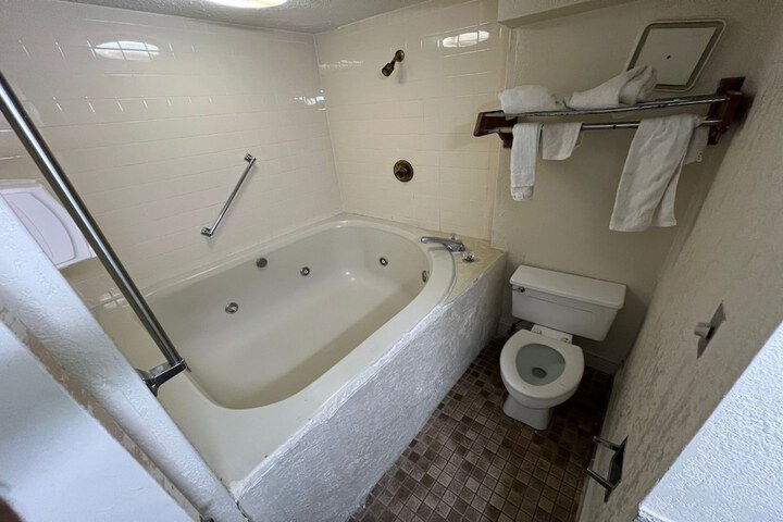 Double Bed (1 of 28)