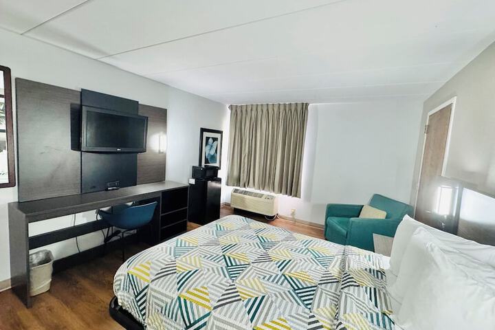 Room 50 of 91