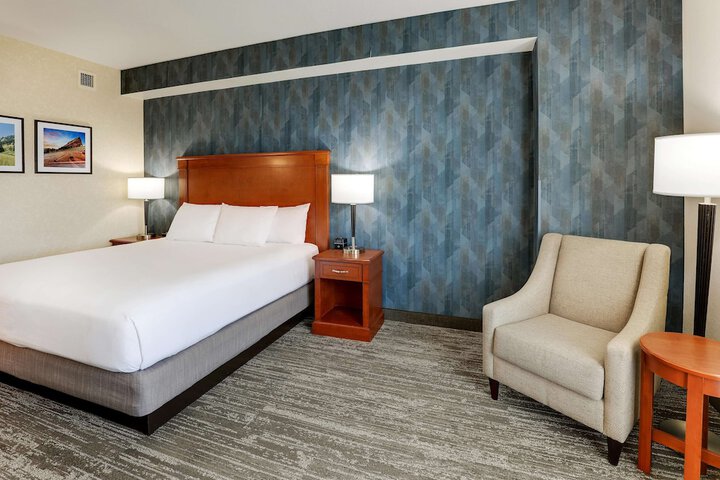 Room 17 of 72