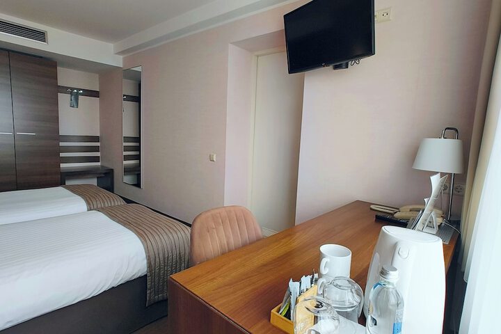 Room 10 of 59