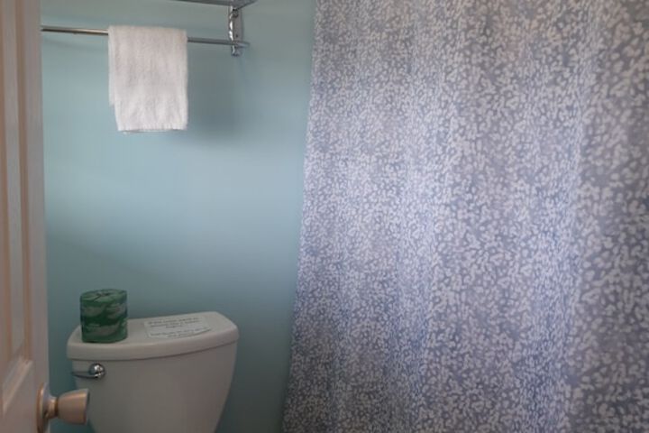 Room 235 of 282
