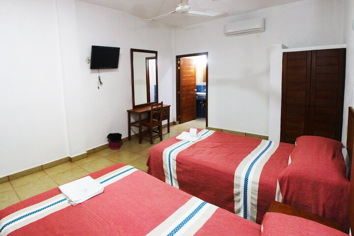 Room 9 of 24