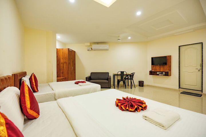 Room 7 of 25