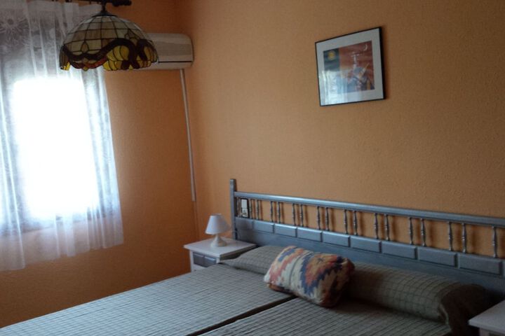 Room 25 of 42