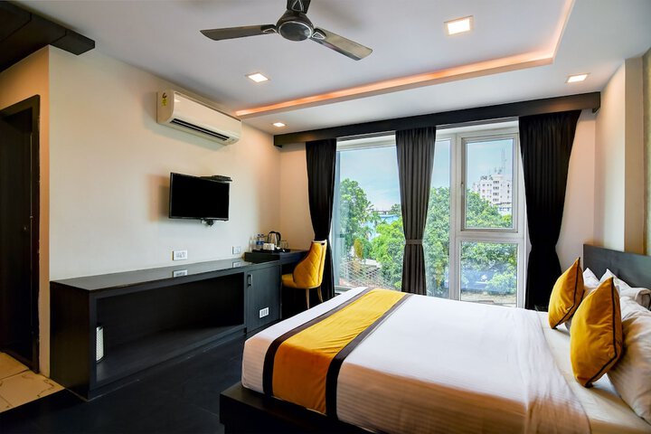 Room 38 of 117