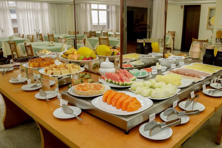 Dining 54 of 67