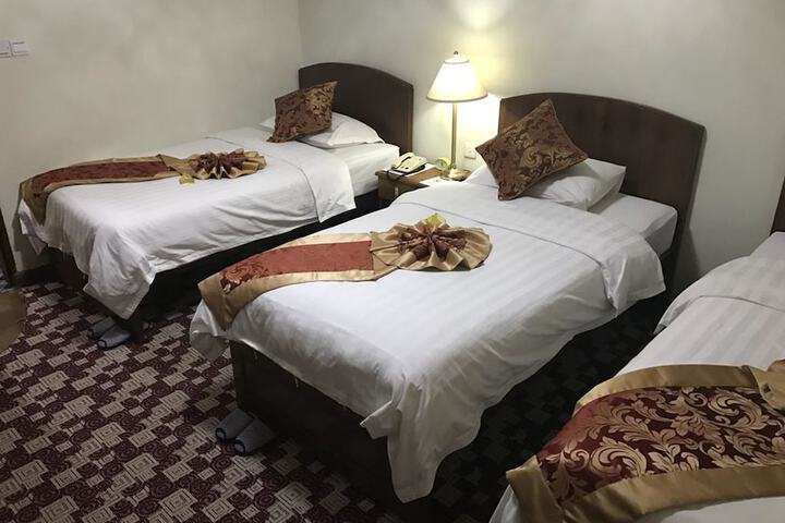 Room 6 of 38