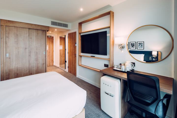 Room 25 of 70