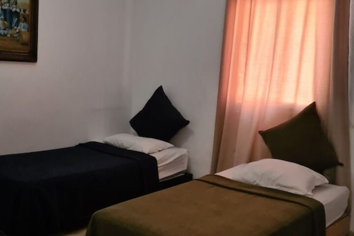 Room 26 of 63
