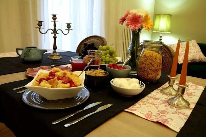 Breakfast/Coffee Service 15 of 20