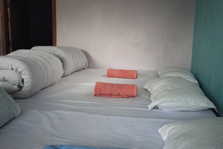 Room 3 of 43