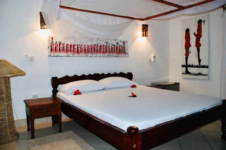 Room 3 of 11