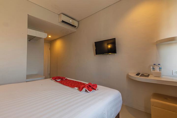 Room 14 of 43