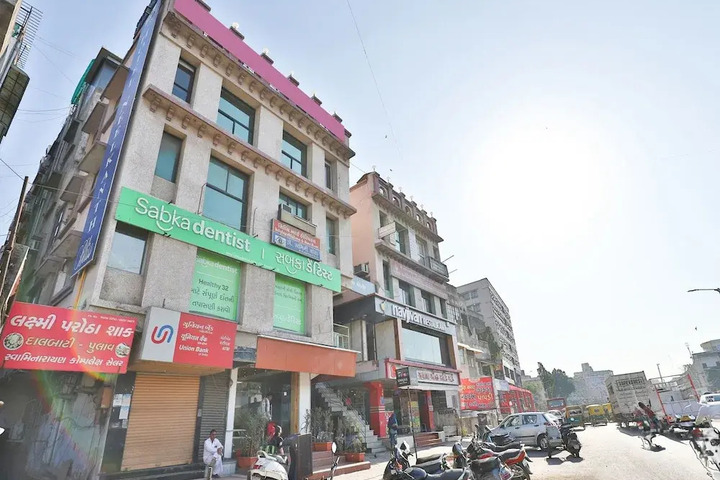 Photo of OYO 10749 HOTEL NEELKANTH BLISS