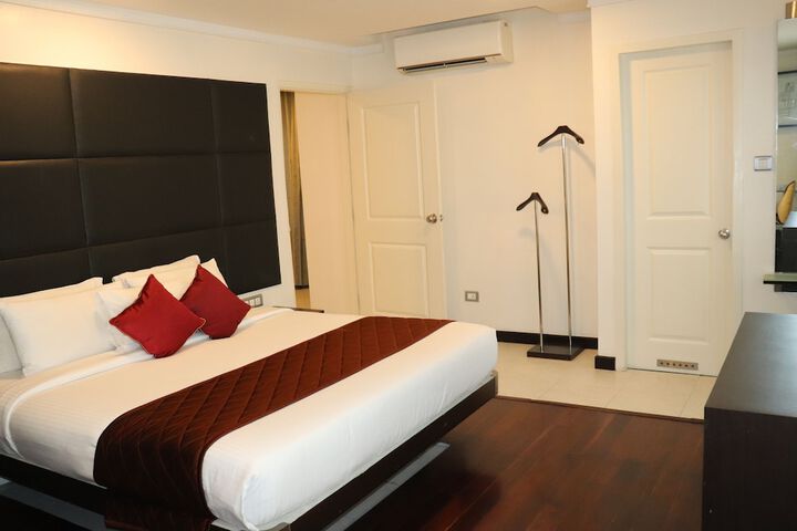 Room 19 of 45