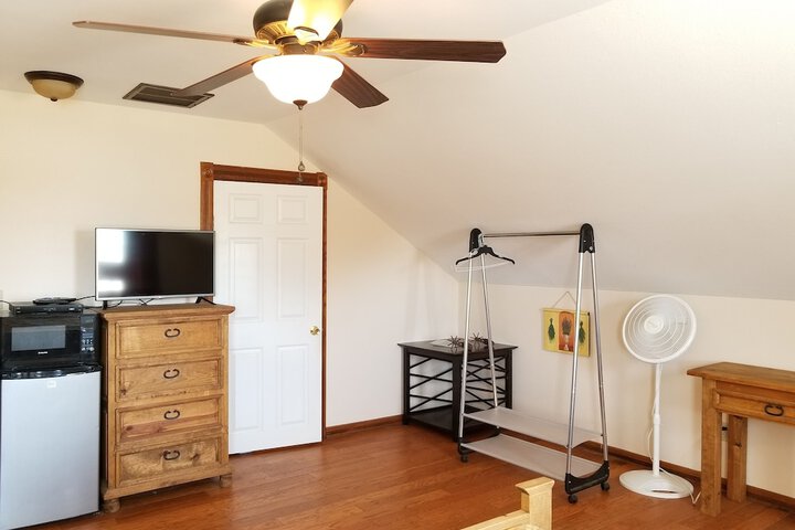 Room 2 of 24