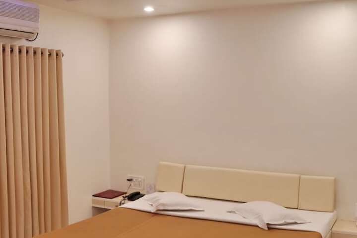 Room 22 of 31