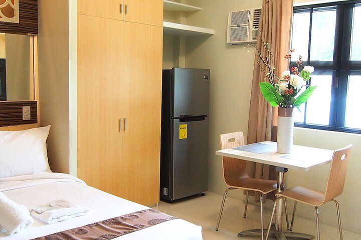 Room 11 of 26