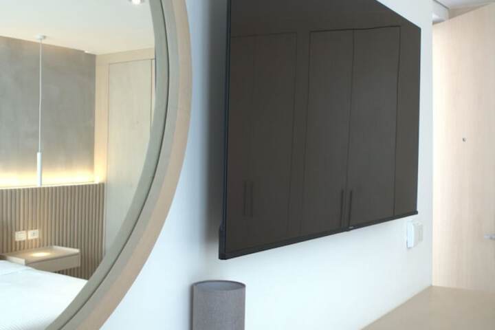 Room 41 of 90