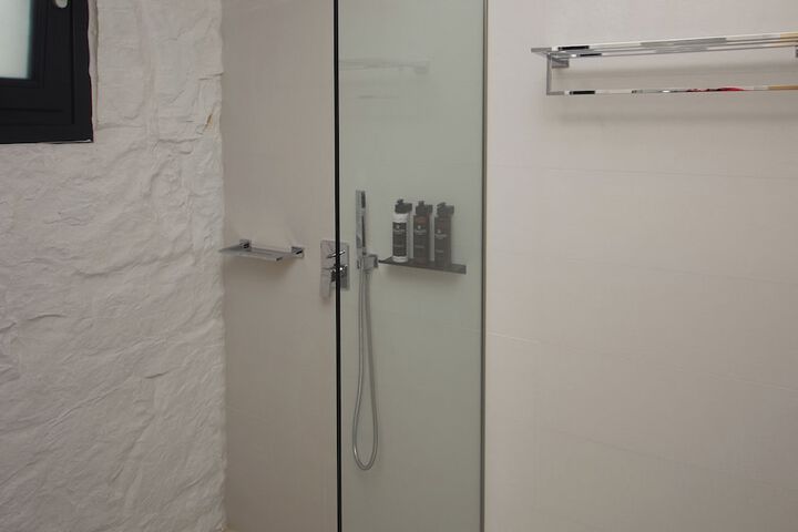 Room 166 of 186