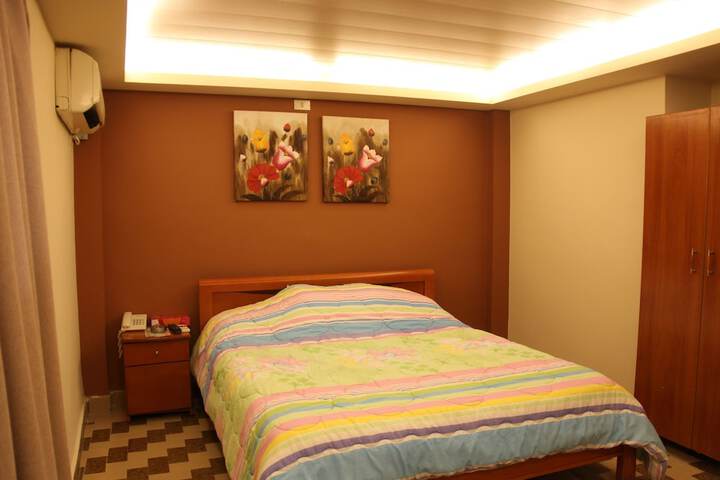 Room 14 of 119
