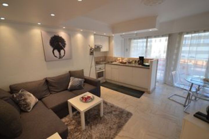 Room 16 of 20