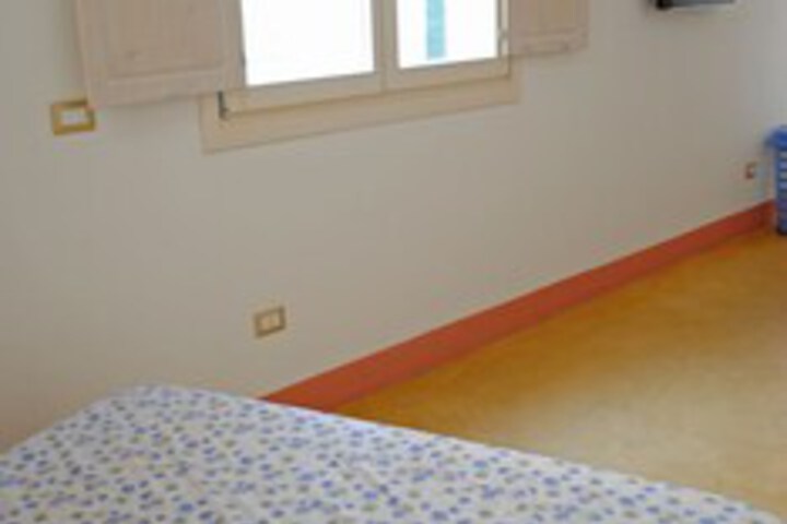 Room 21 of 24