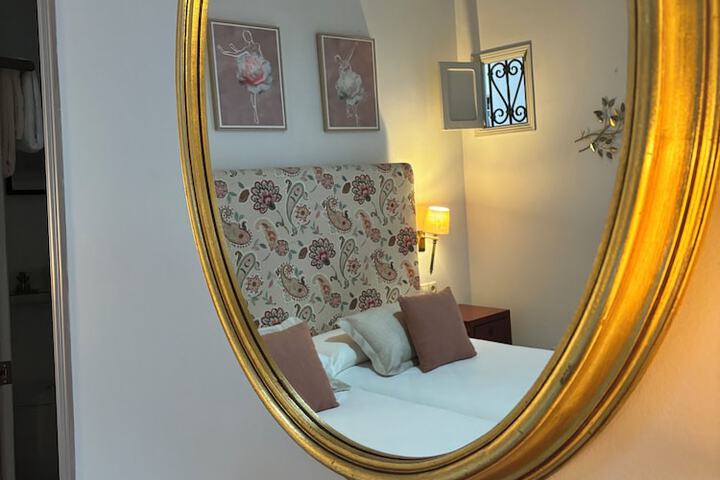 Room 12 of 63