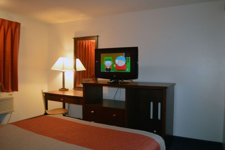 Room 9 of 50