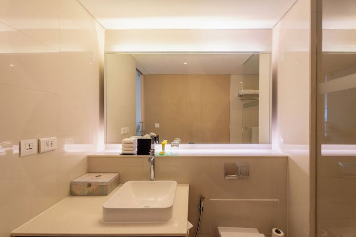 Clean Restrooms