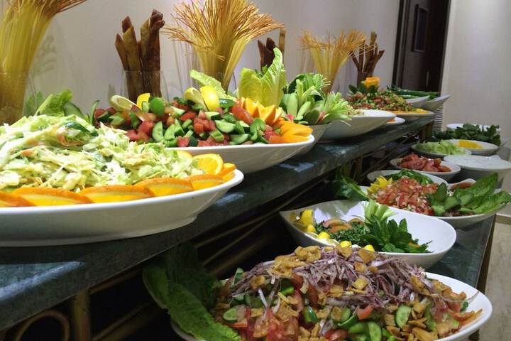 Dining 68 of 78