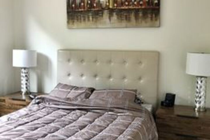 Room 8 of 21