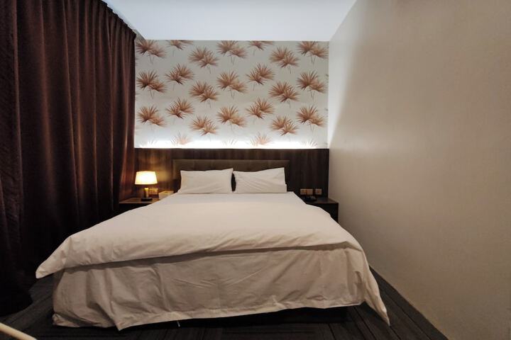 Room 14 of 52