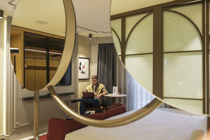 Room 69 of 194
