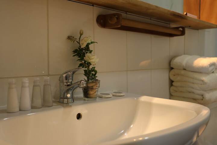 Room 14 of 14