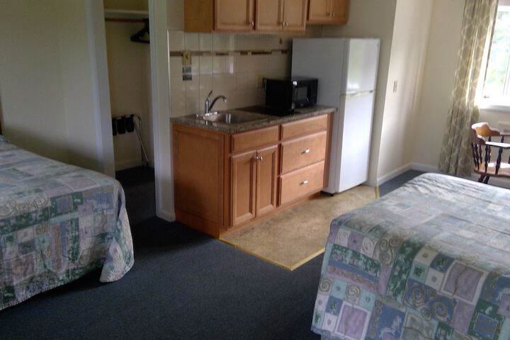 Room 3 of 17