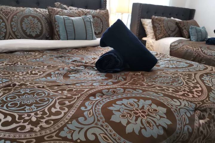 Room 4 of 38