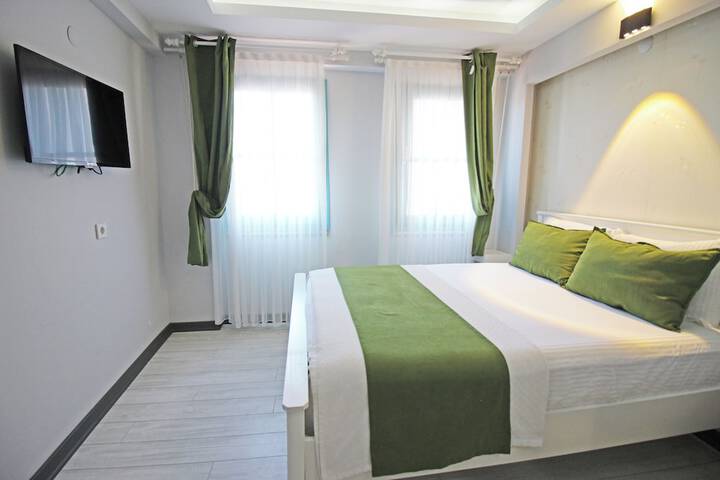 Room 5 of 54