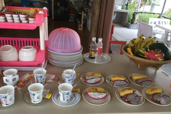 Breakfast/Coffee Service 73 of 100