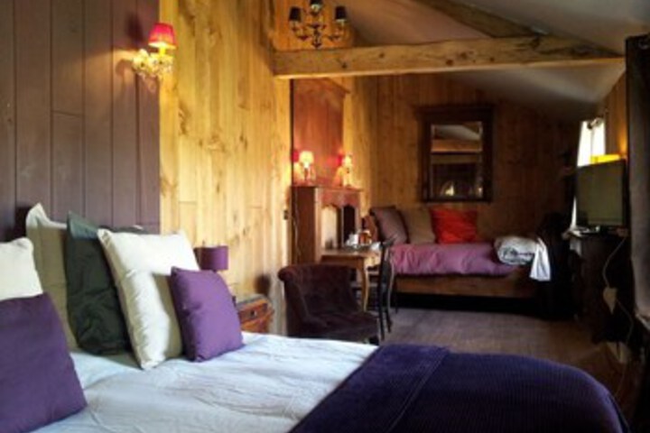 Room 15 of 44