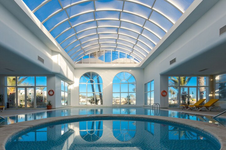 Pool 32 of 81