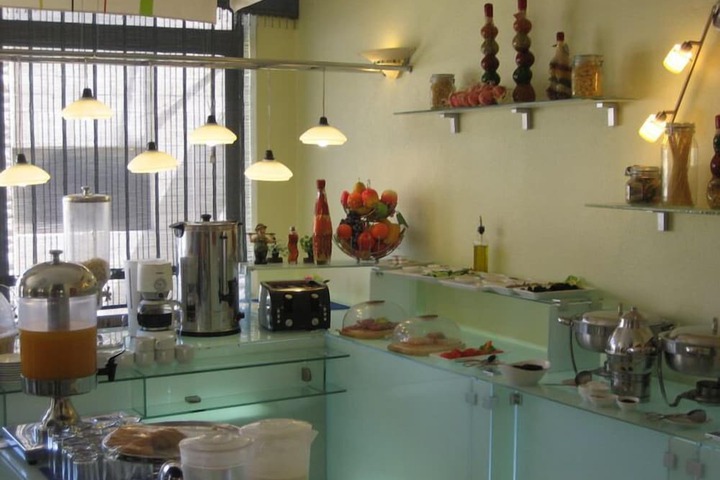 Breakfast/Coffee Service 19 of 27