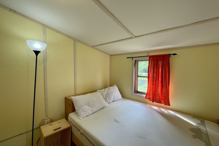 Room 25 of 139