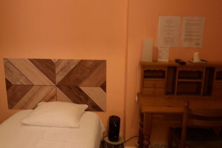 Room 18 of 29