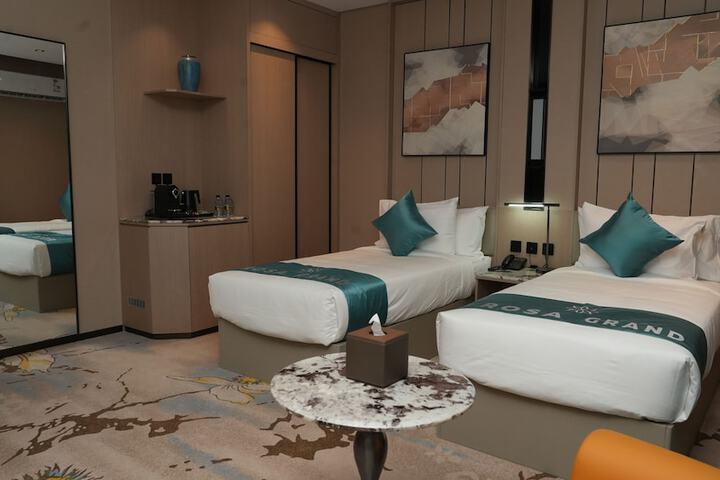 Room 15 of 46
