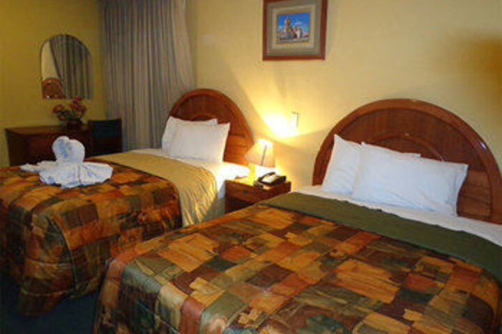 Room 16 of 28