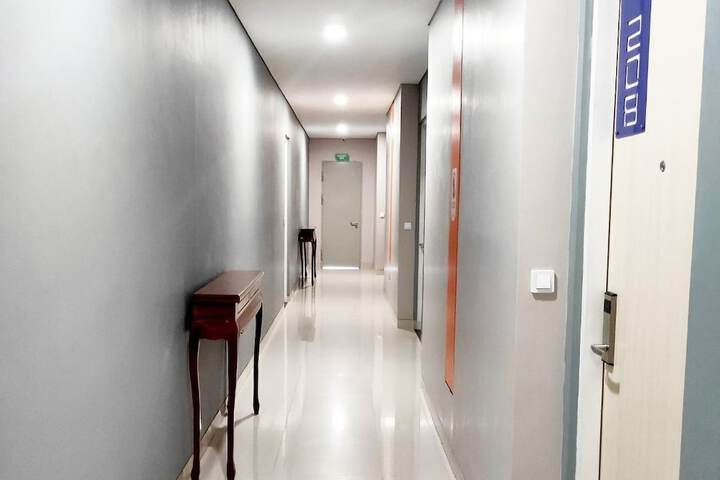 Hotel 60 of 77